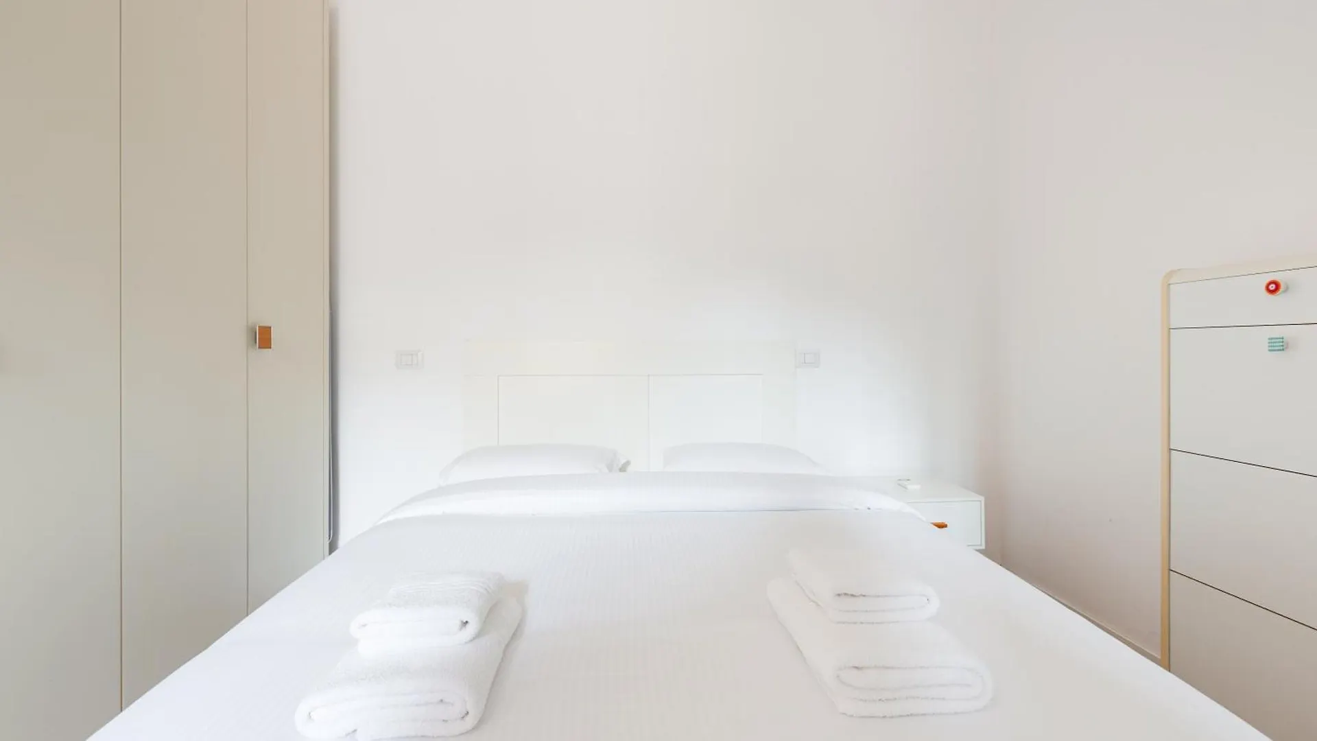 Milano Porta Venezia Cosy Apartment 0*, Milan Italy